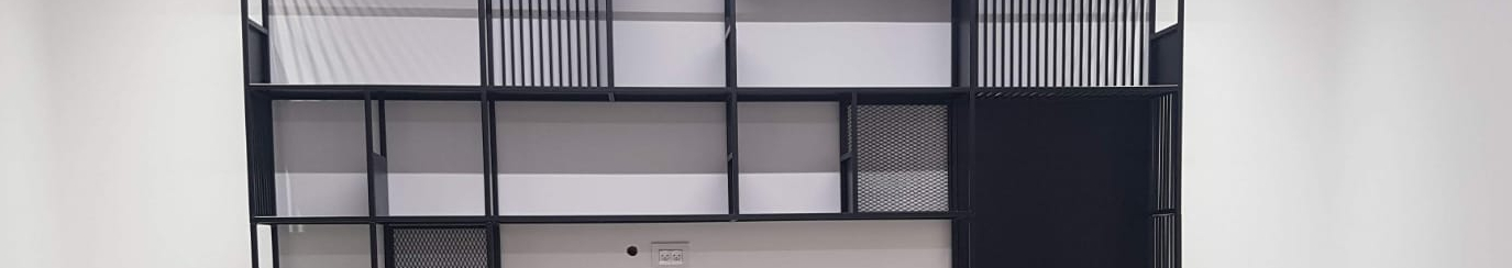 צילום מעבודה של יאיר זעפרני