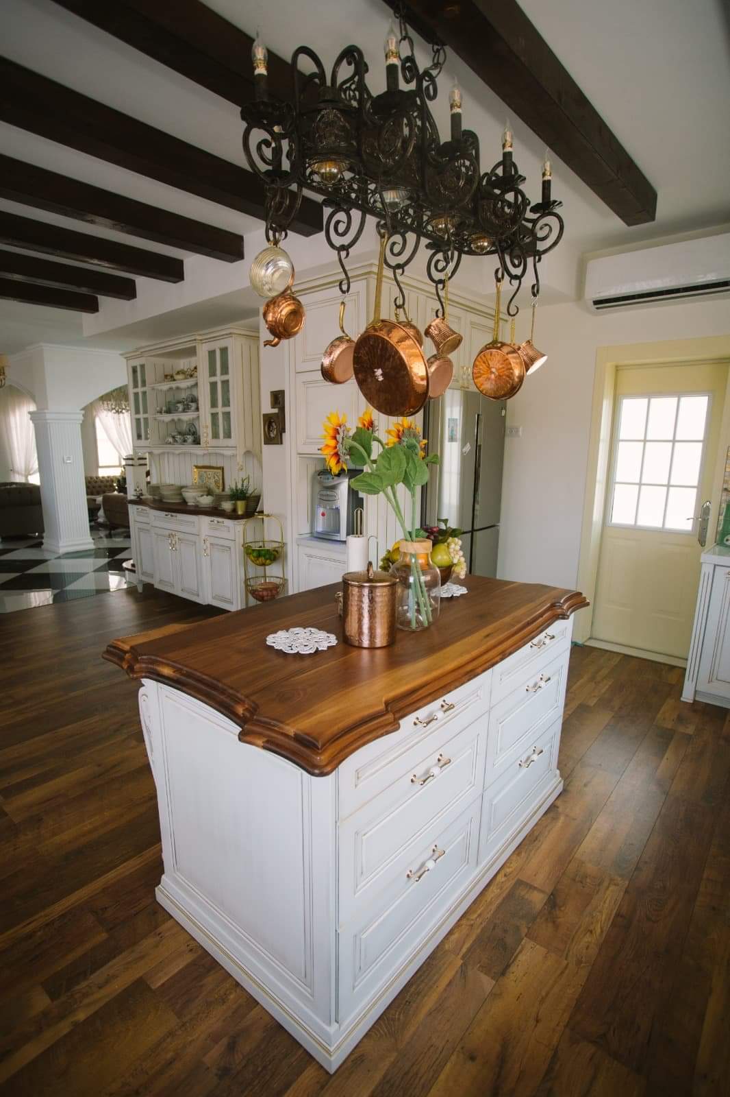 מגוון עבודות נגרות