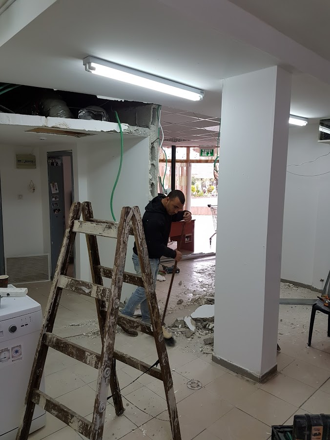 שיפוץ מטבחון בפנימיה