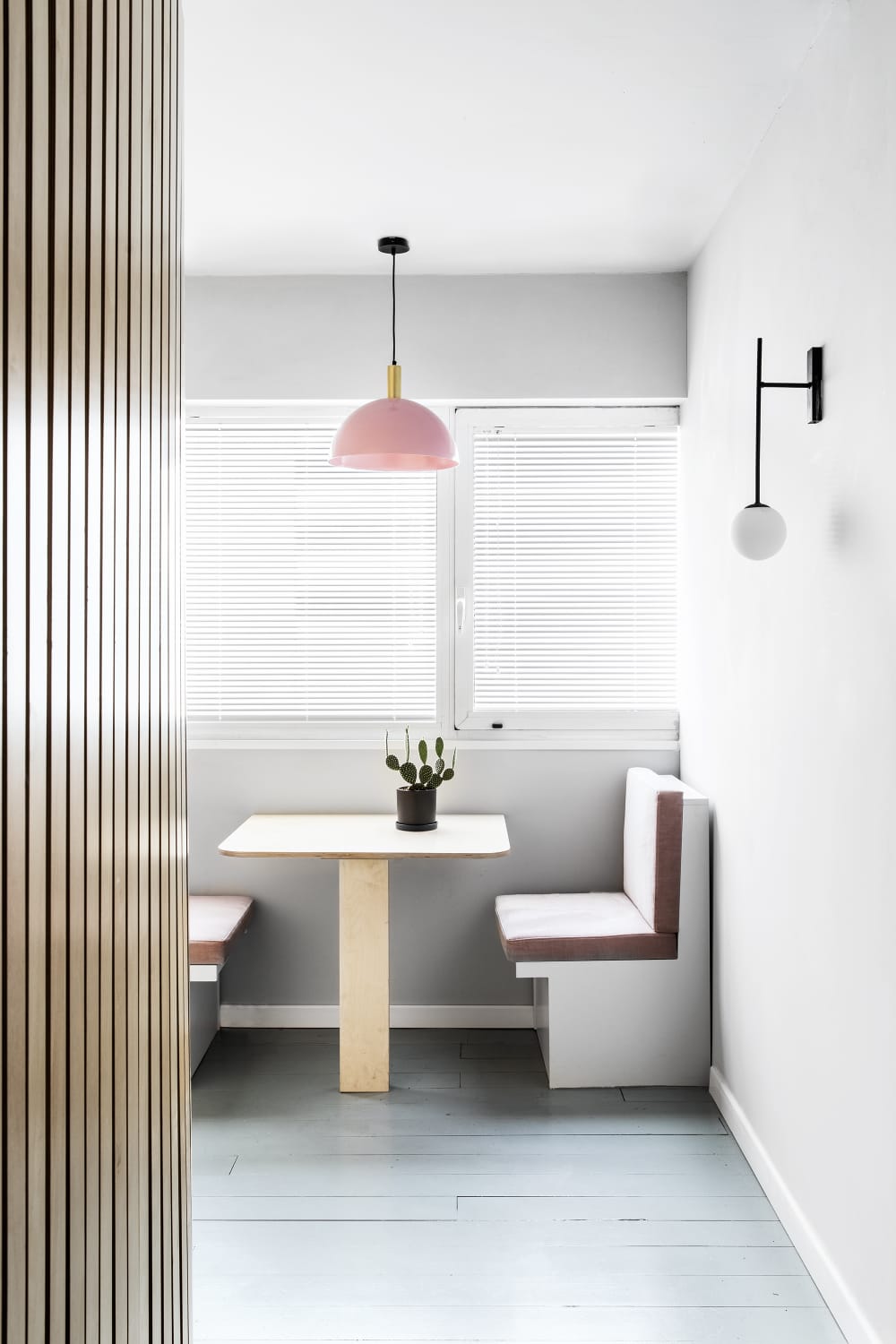 הבניין הורוד - תל אביב