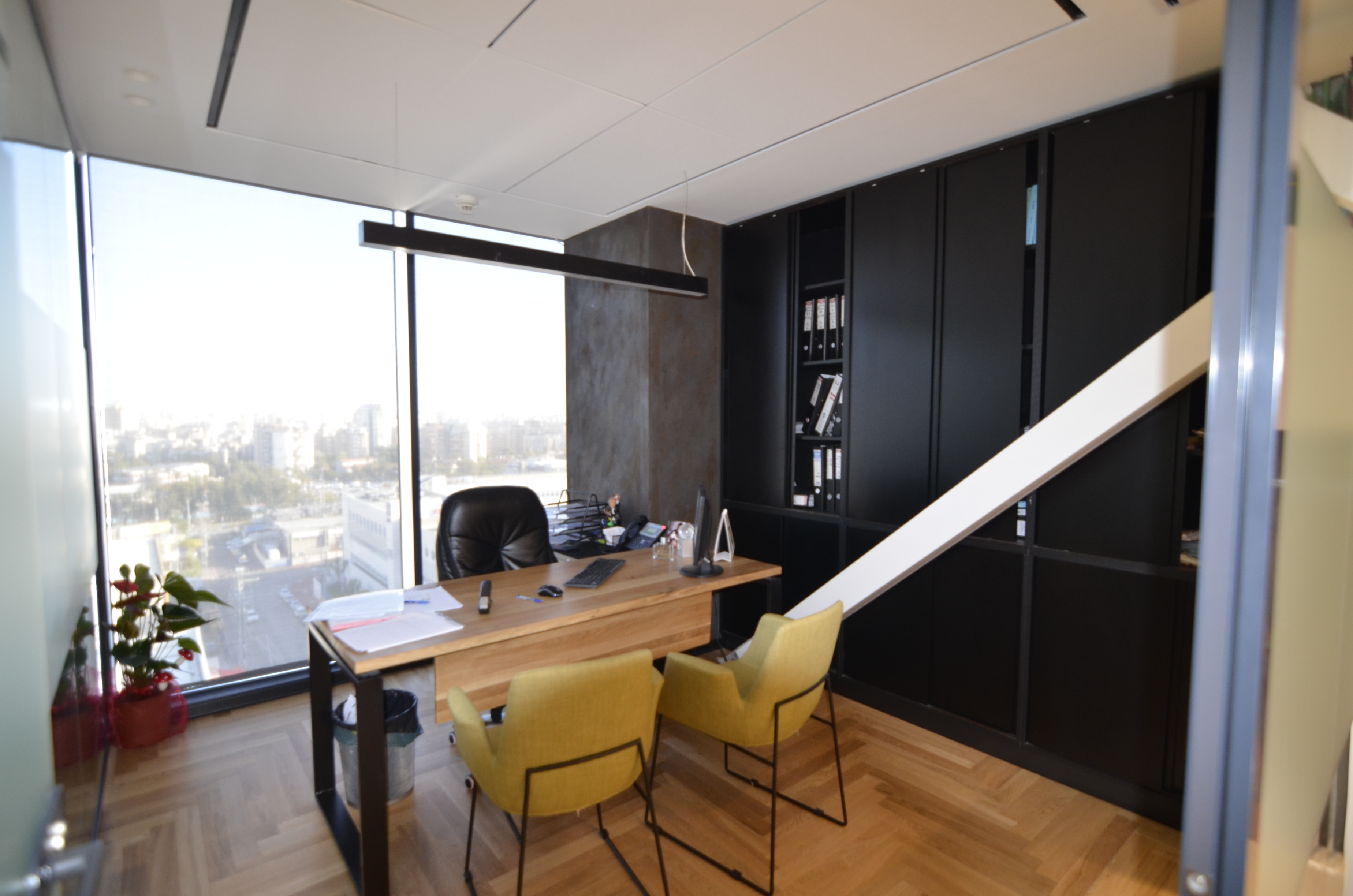 תכנון ועיצוב חלל פנים למשרד