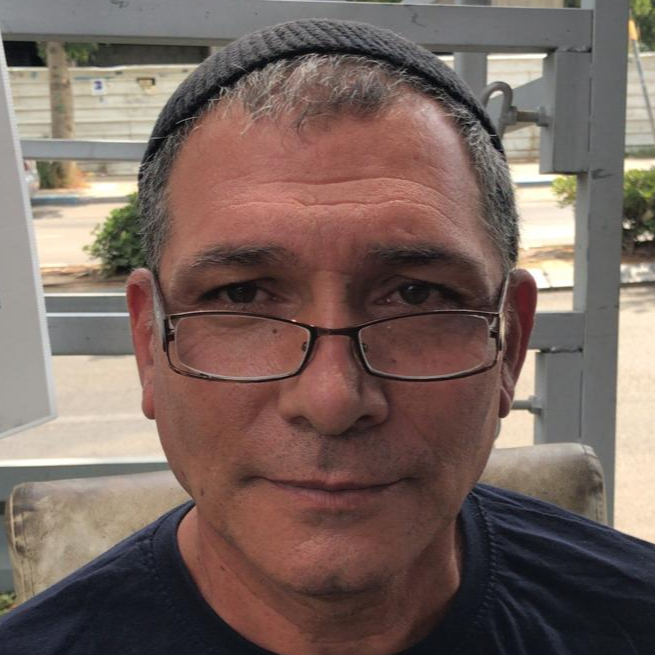 יוסי סבן - מסגר , תמונת פנים