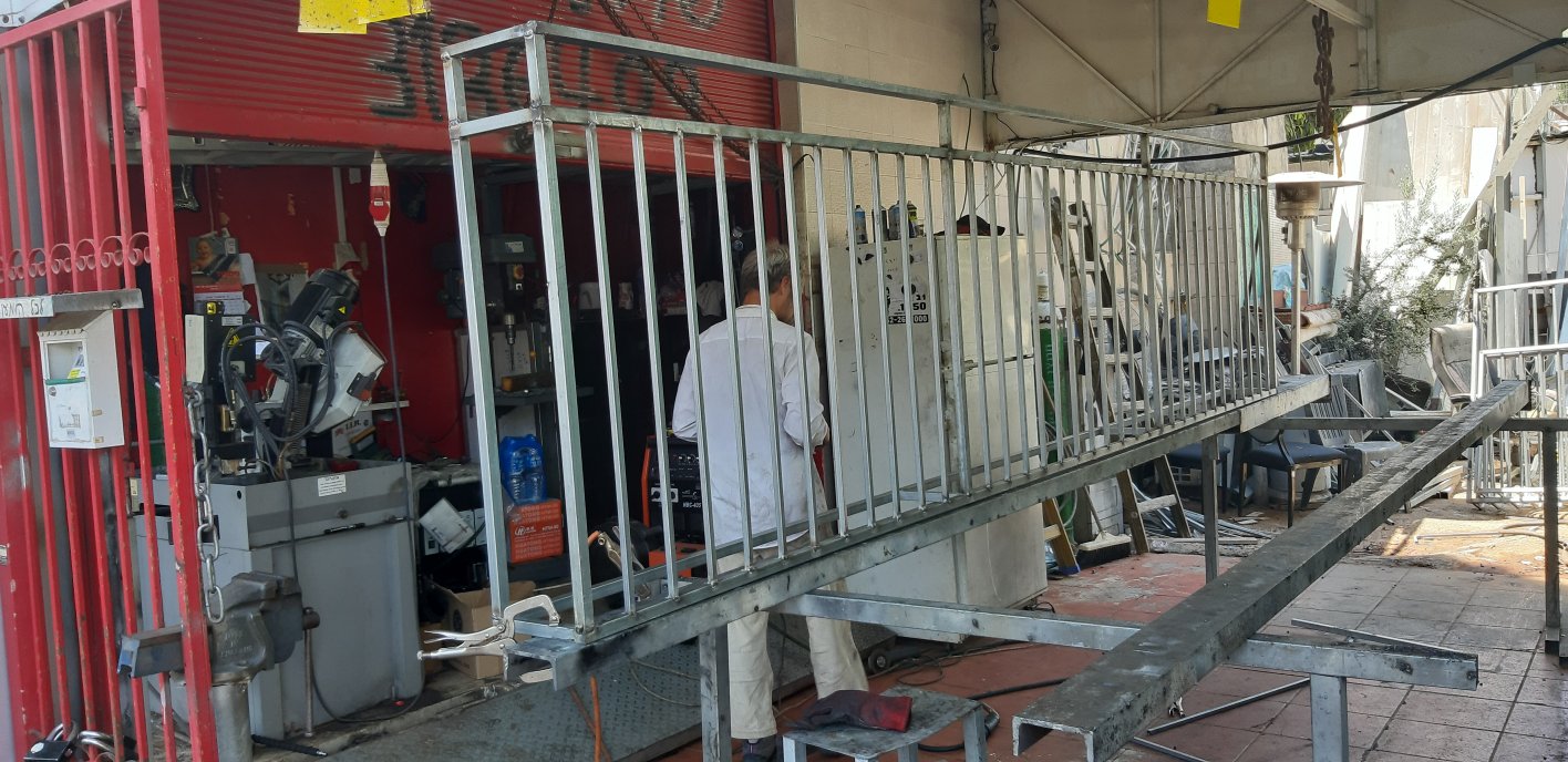 עבודות מסגרות