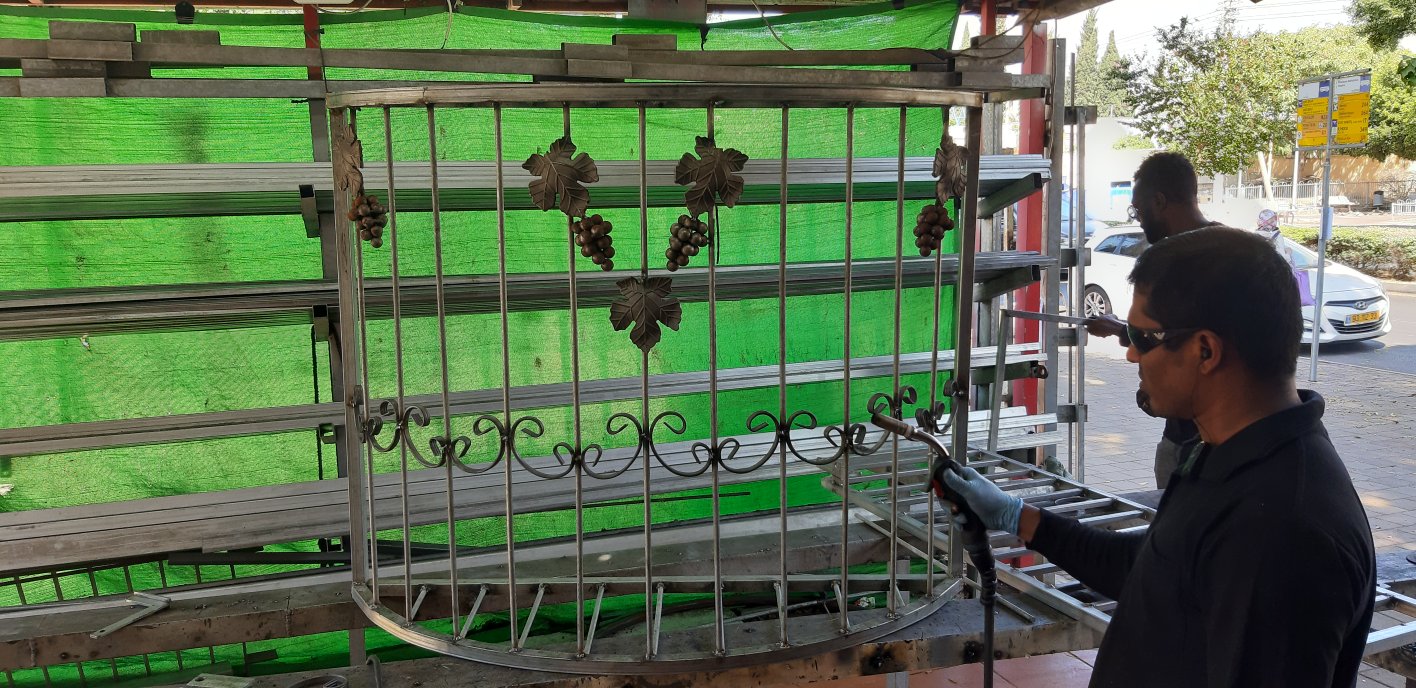 עבודות מסגרות