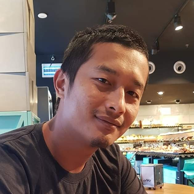 עודד סילו - מתקין דקים ופרגולות , תמונת פנים