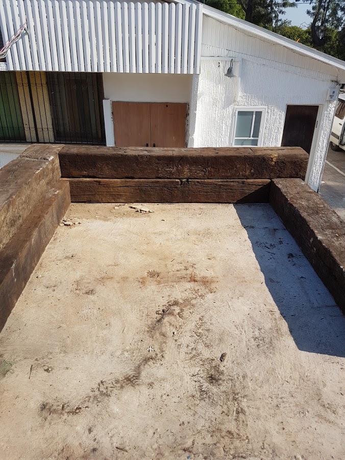 שיפוץ כניסה למקלט