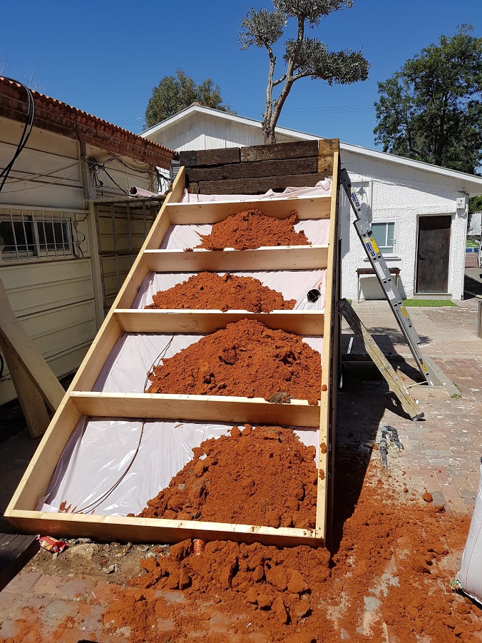 שיפוץ כניסה למקלט