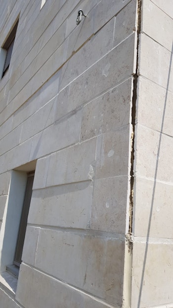 עבודות בגובהה