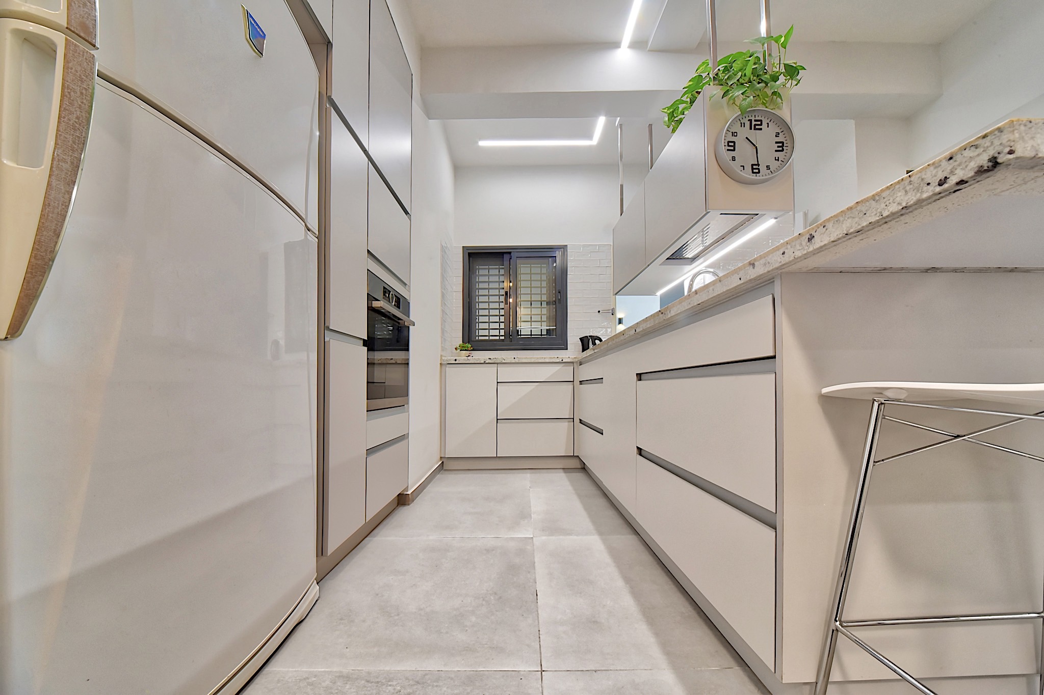 שיפוץ, עיצוב פנים ונגרות לדירה בתל אביב