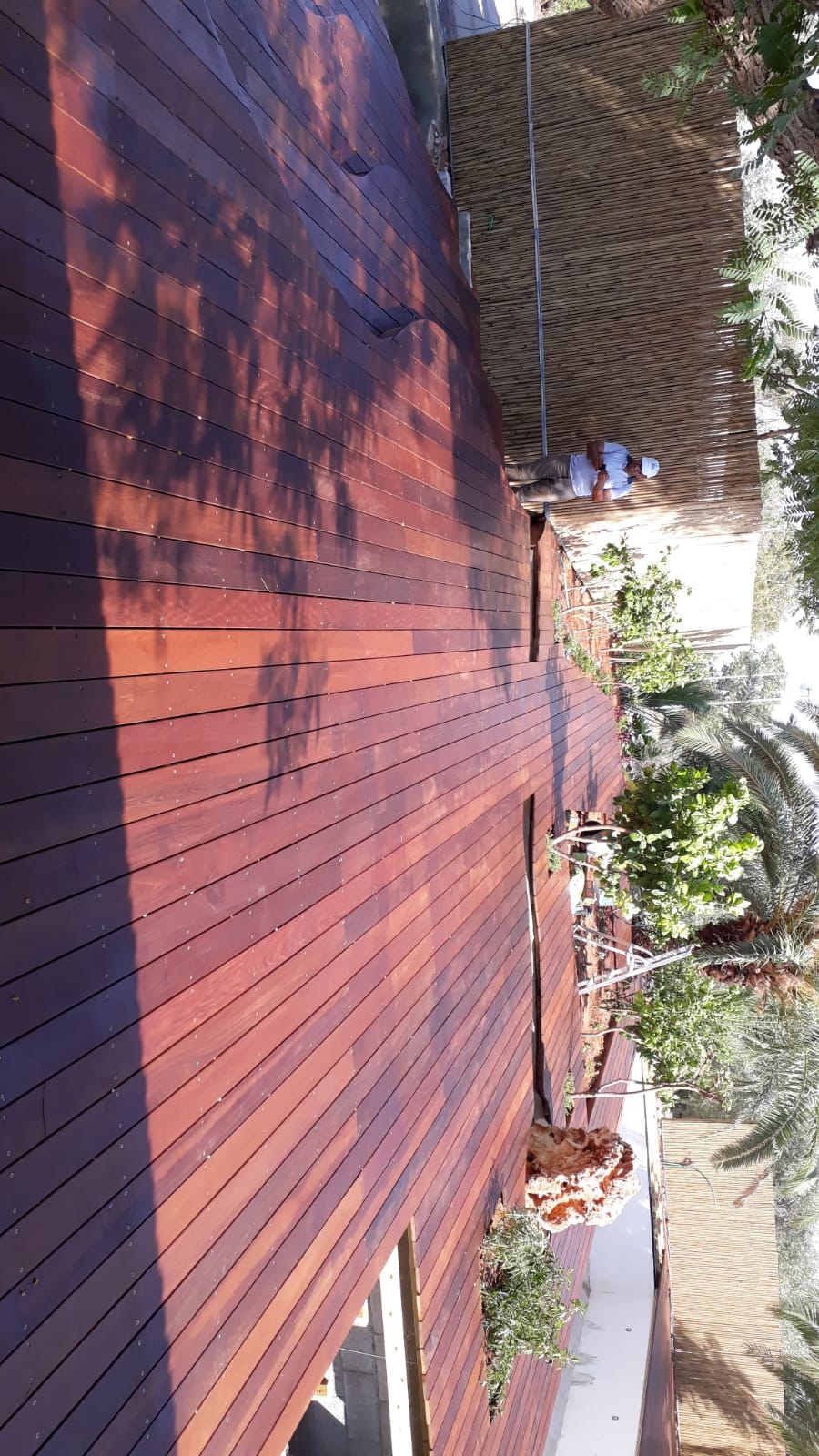 פרגולות ודקים