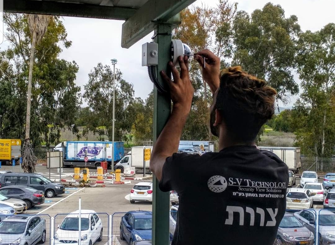 מצלמות אבטחה