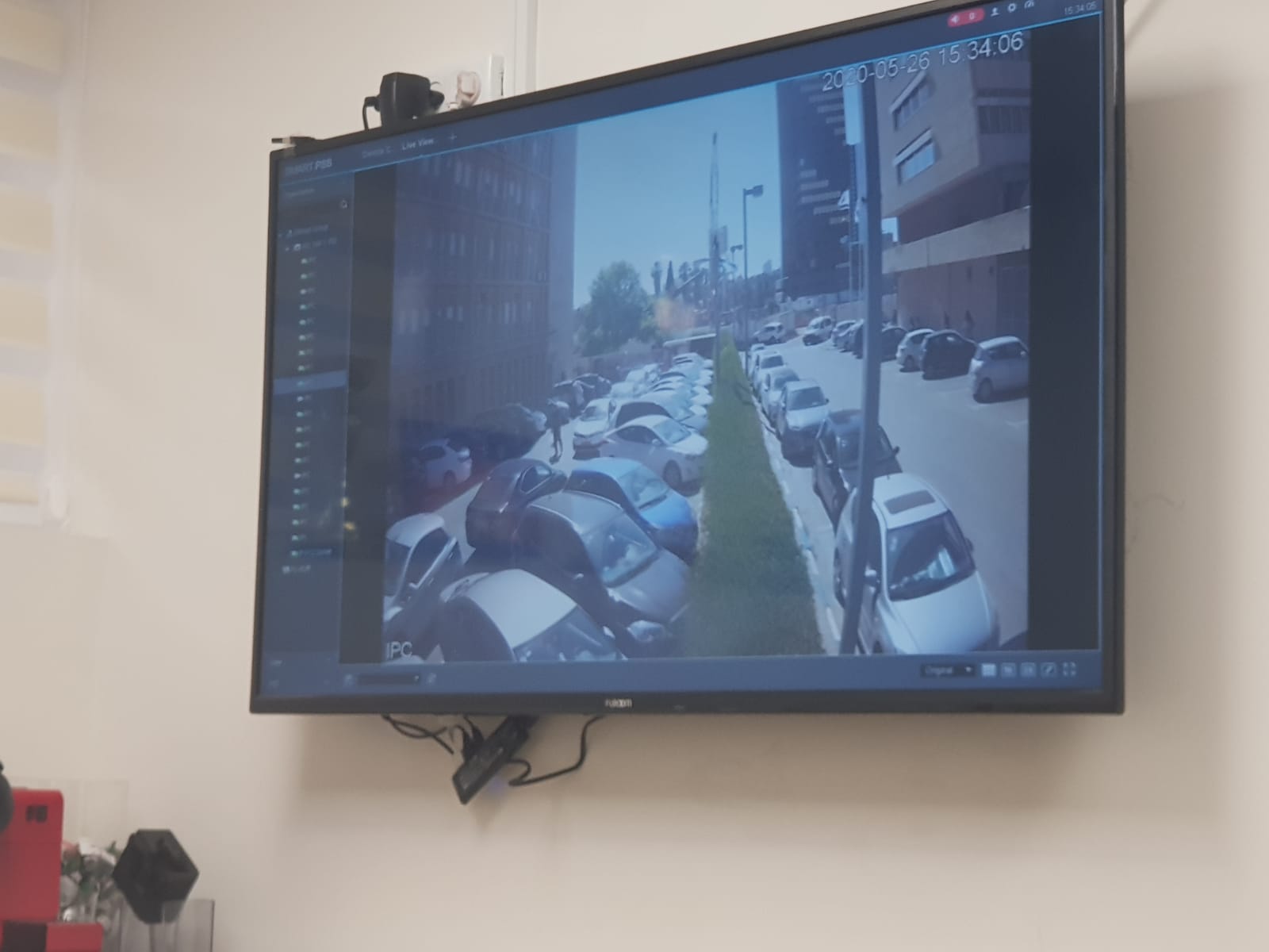 מצלמות אבטחה