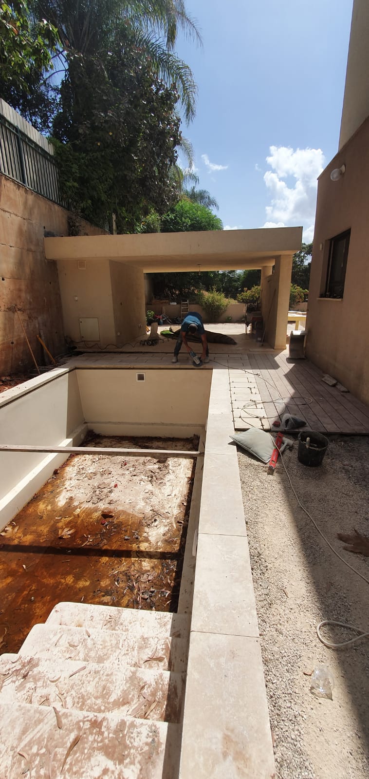 עבודות חוץ ופיתוח