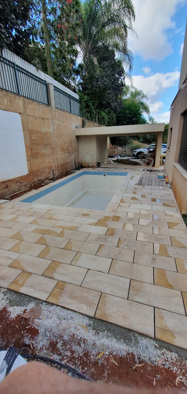 עבודות חוץ ופיתוח