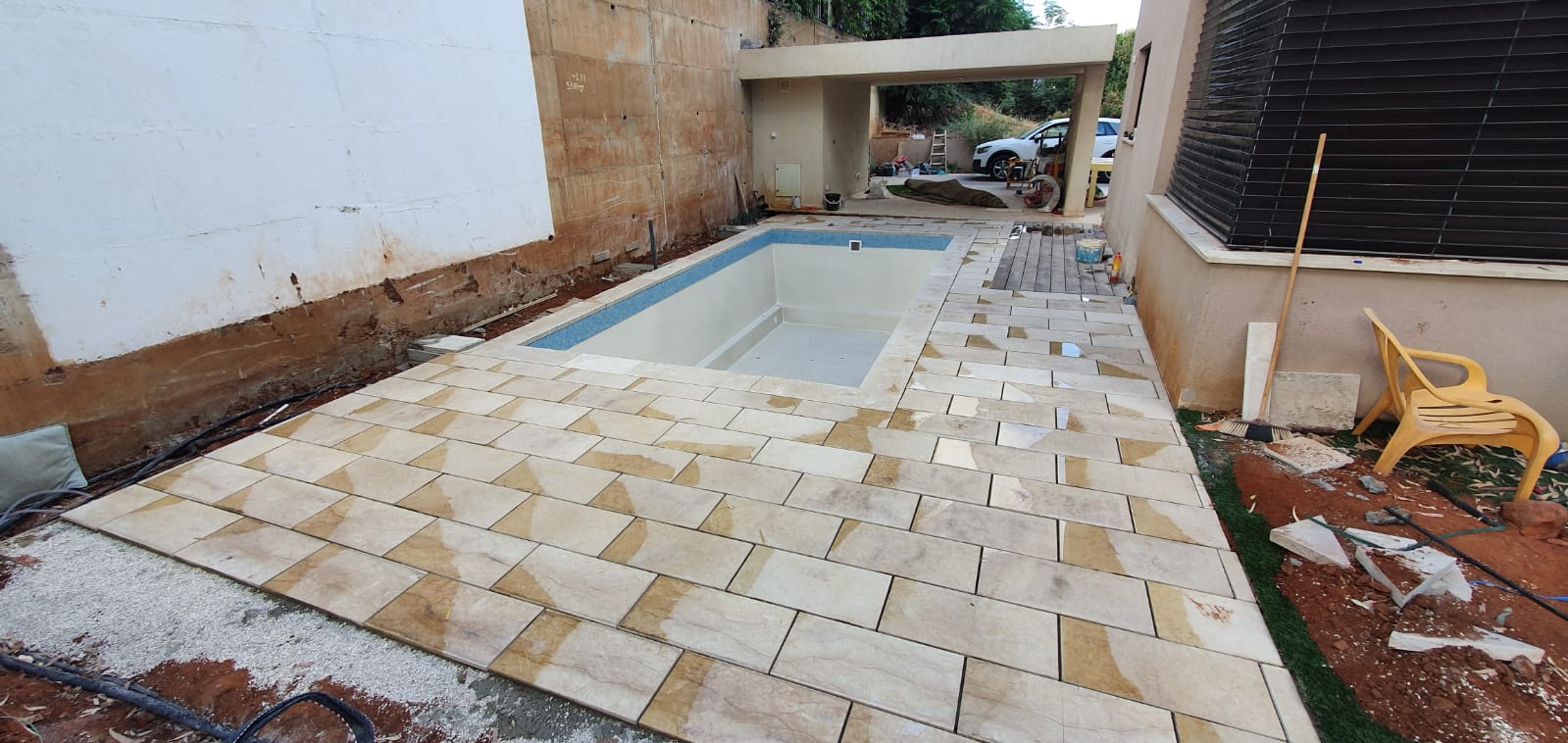 עבודות חוץ ופיתוח