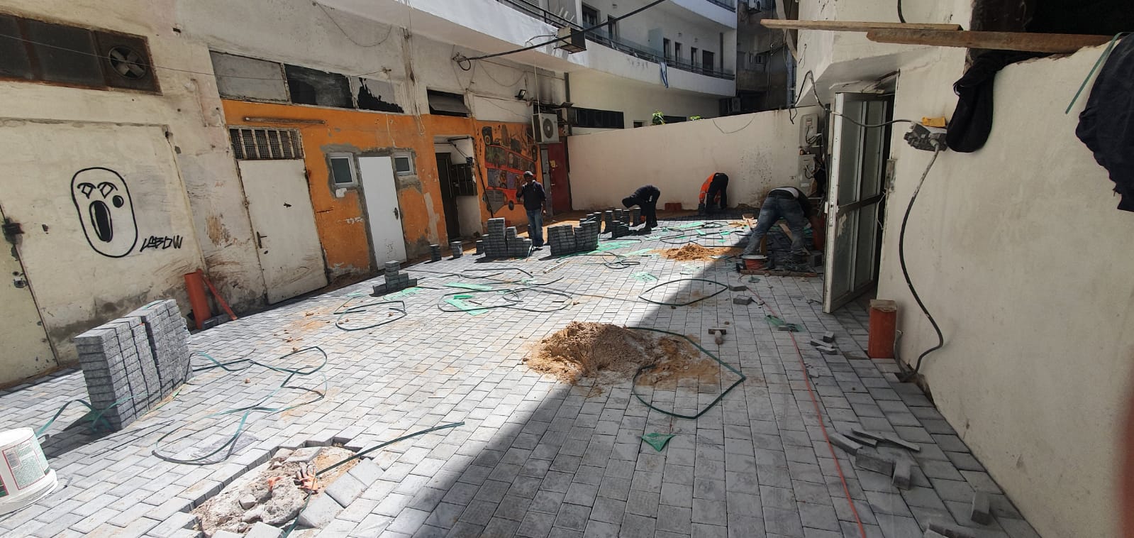 עבודות חוץ ופיתוח