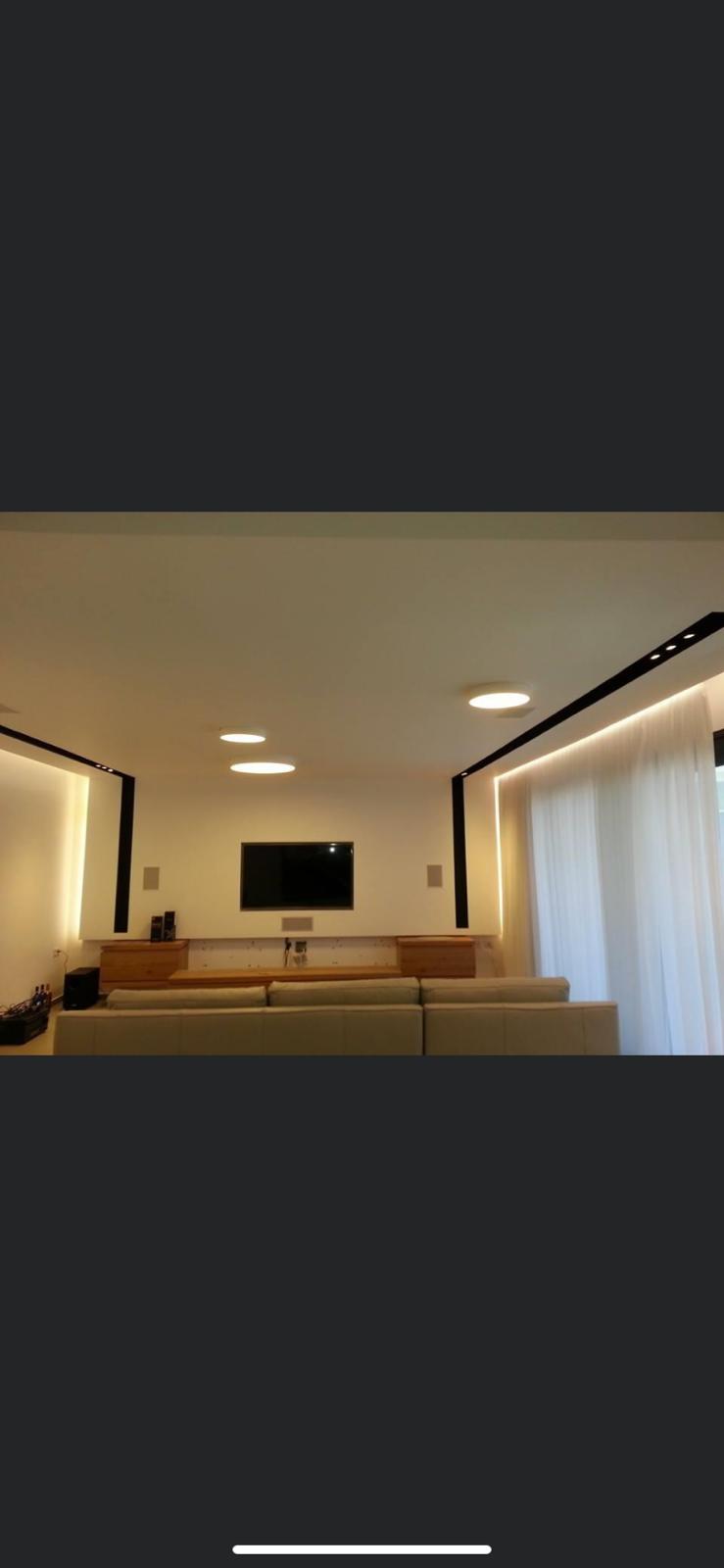 צילום מעבודה של אלי ישייב