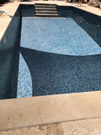 בניית בריכות