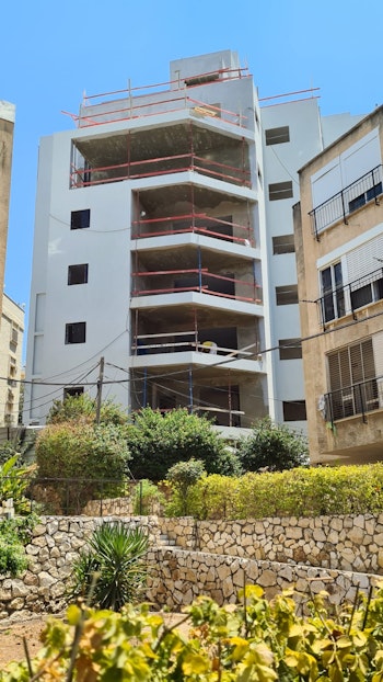 שיפוץ בניין חיצוני