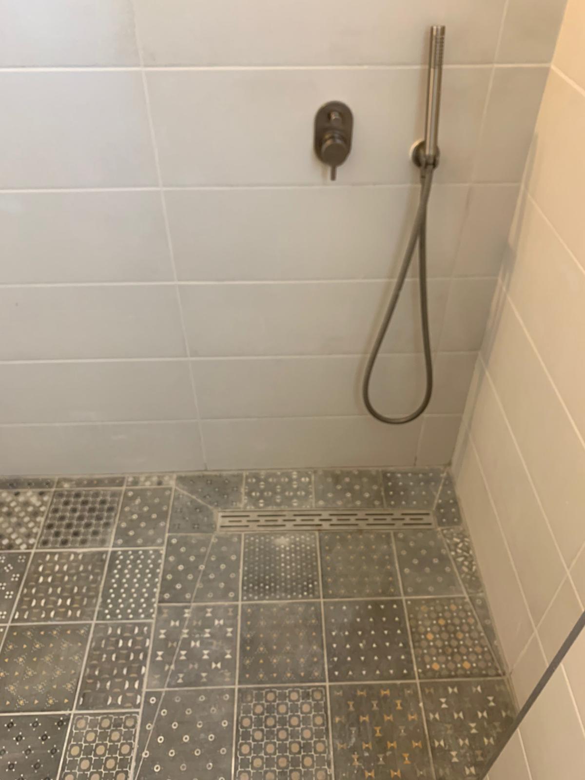 ריצוף חדרי אמבטיה