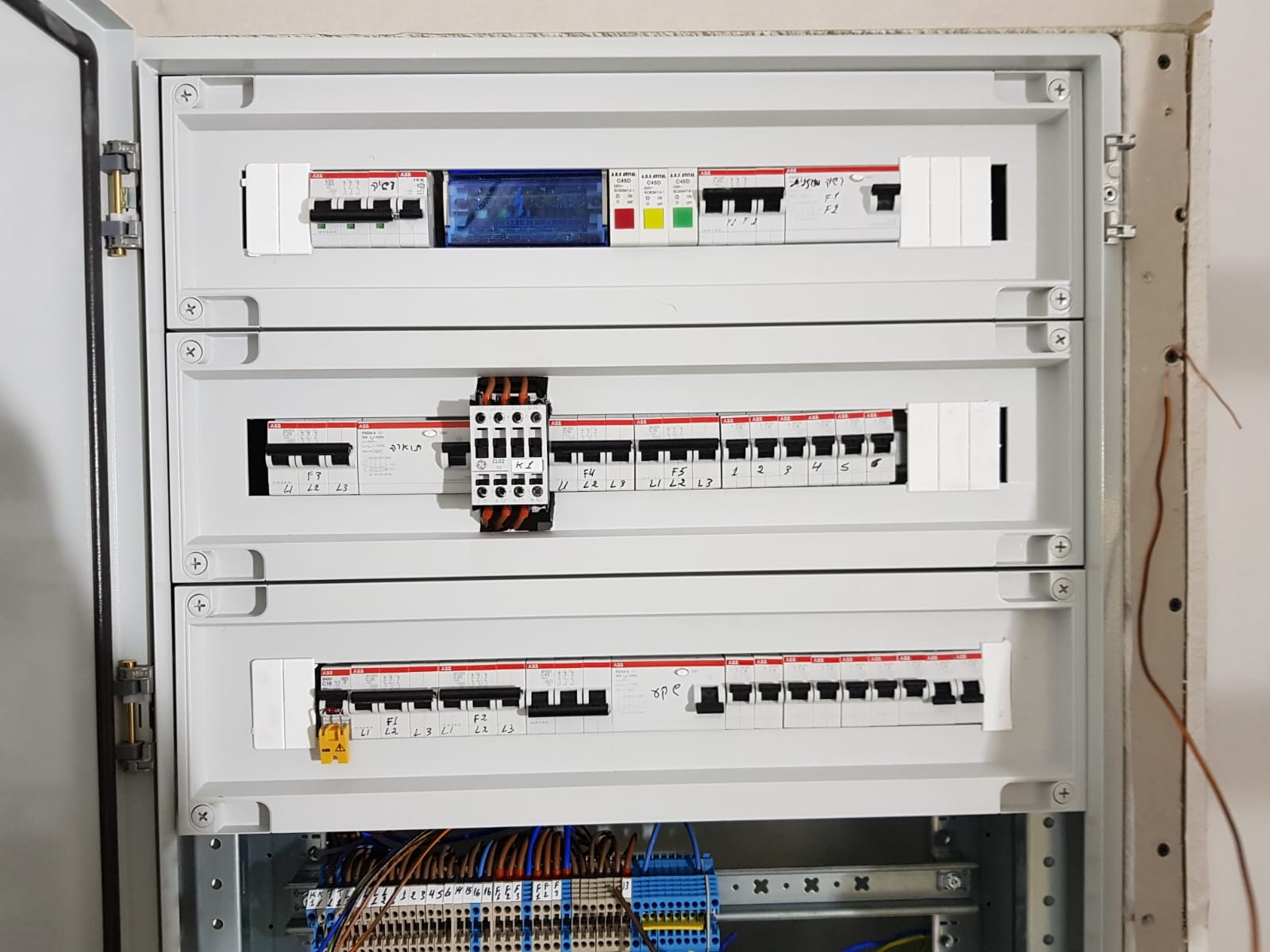 עבודות חשמל