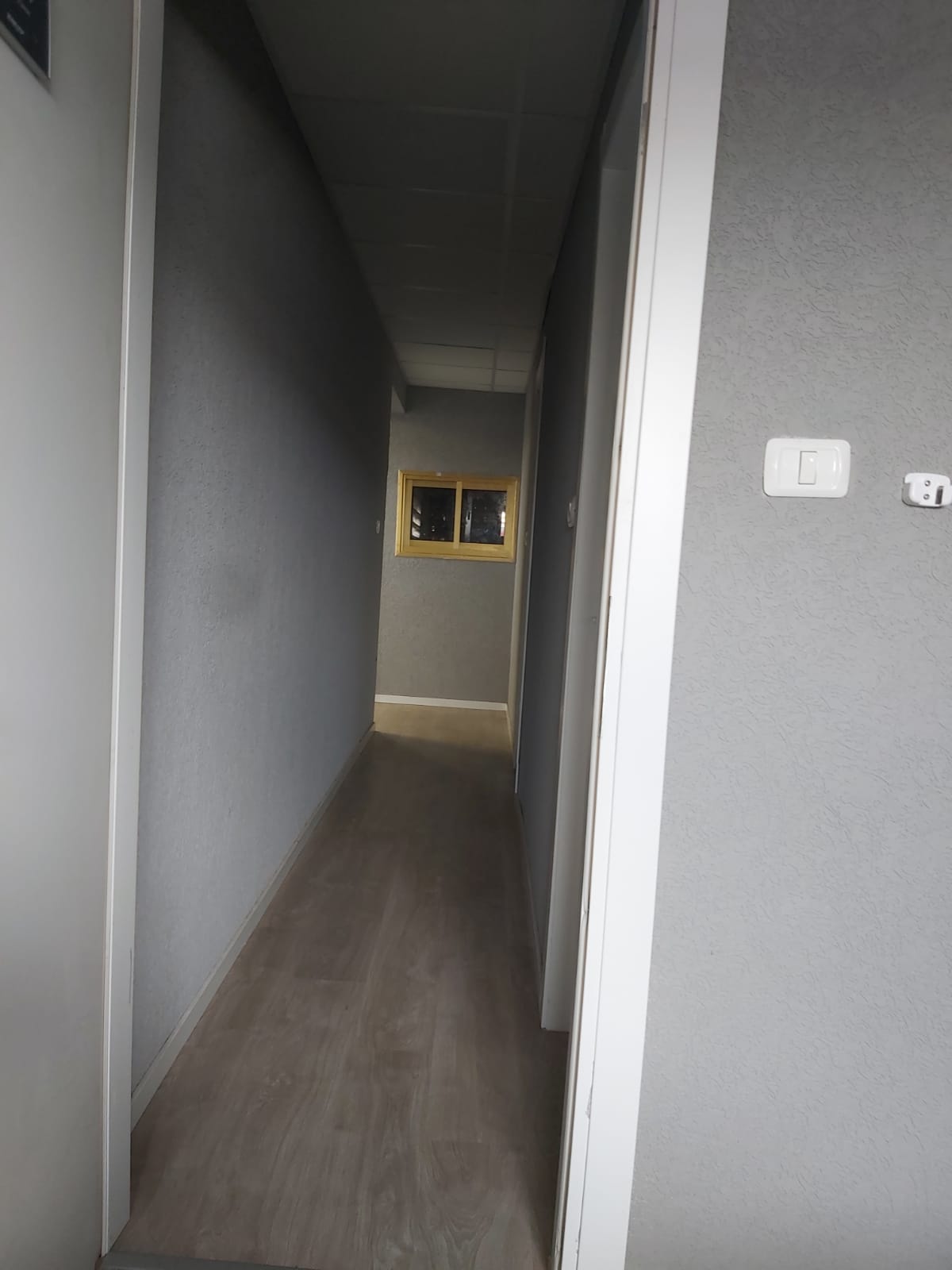 שיפוץ משרד חברת עדן תעופה בע''מ