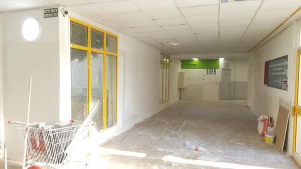 שיפוץ בית ספר