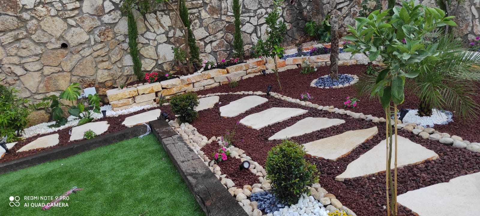 הקמה ותכנון גינה יוקרתית כולל מפל מים