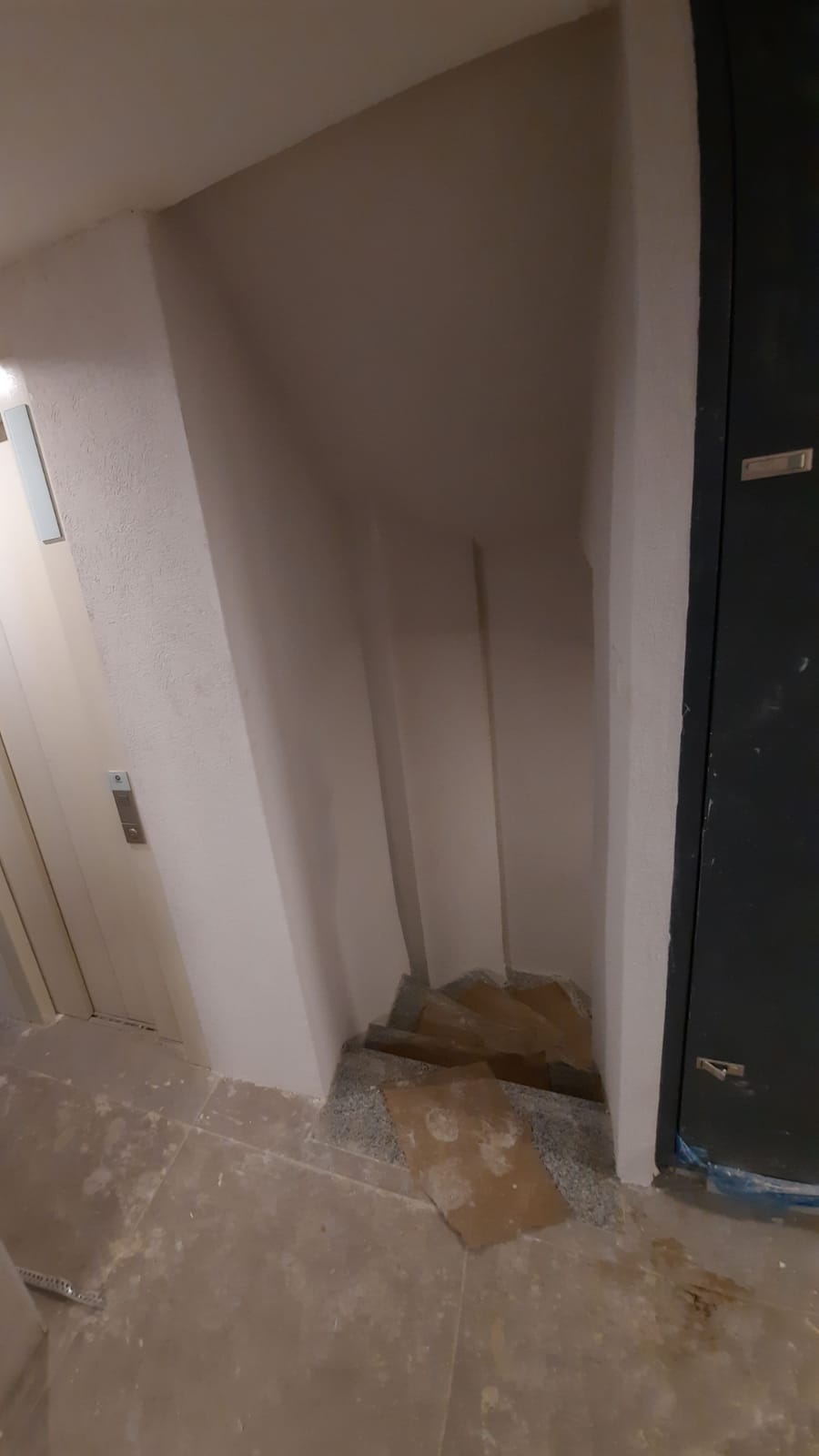 עבודת אינסטלציה וריצוף