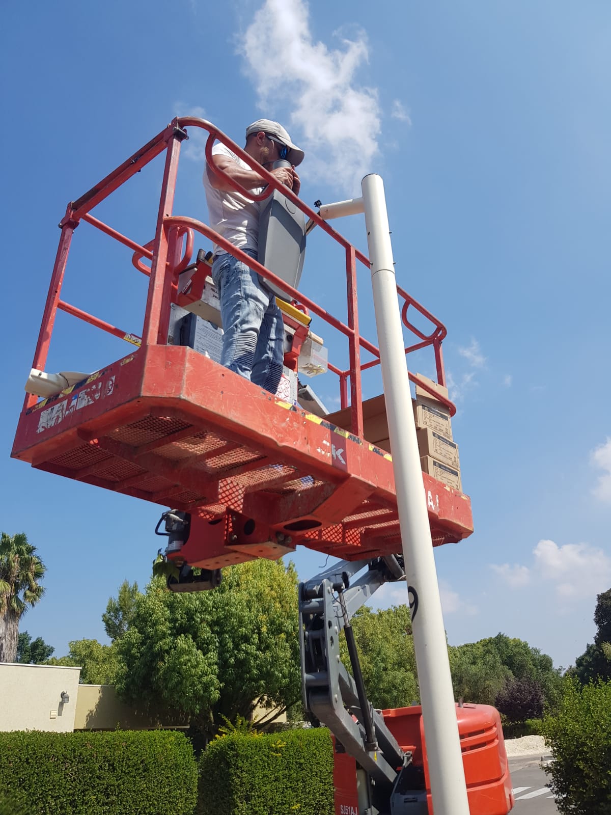 עבודות חשמל