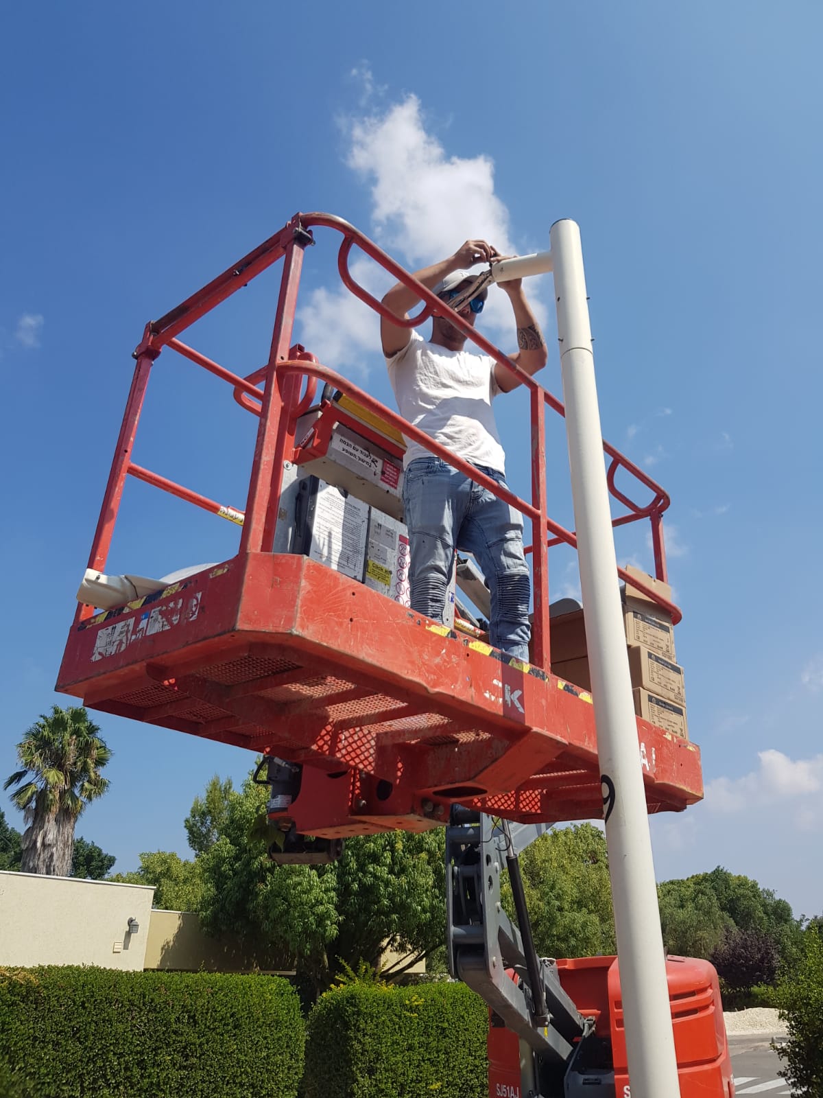 עבודות חשמל