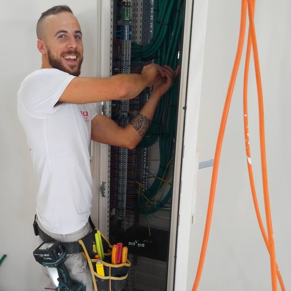 עבודות חשמל