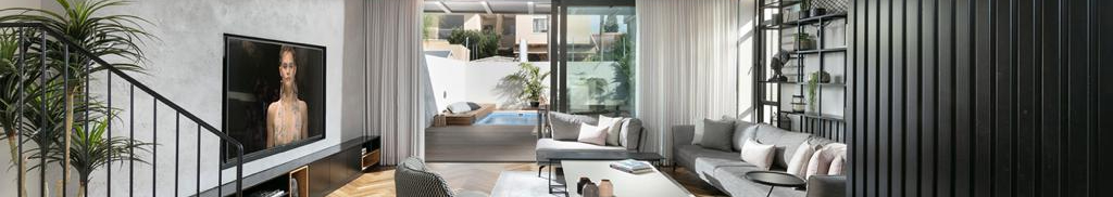 צילום מעבודה של אבי אלמוג