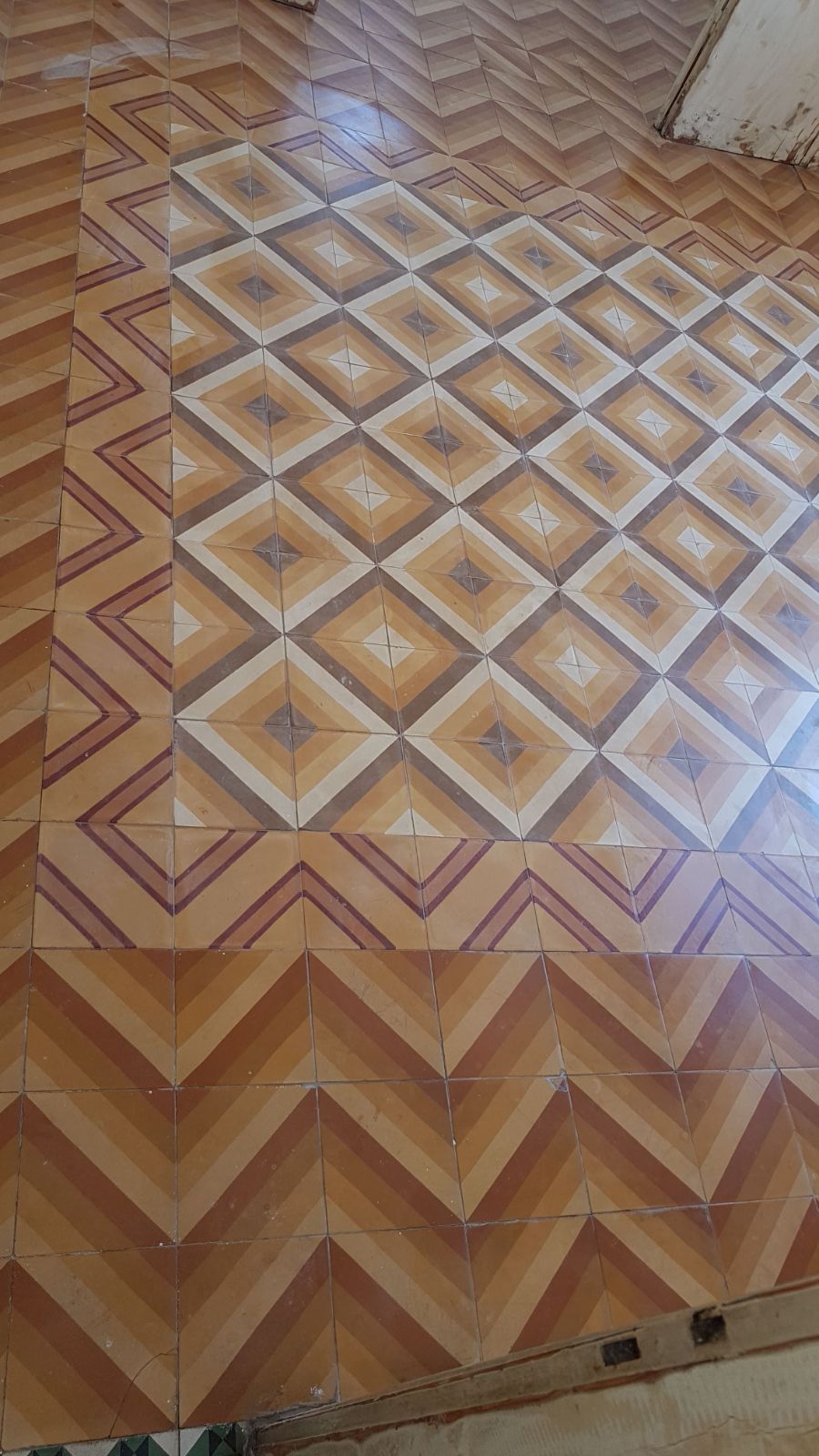 ריצוף דירה ישנה