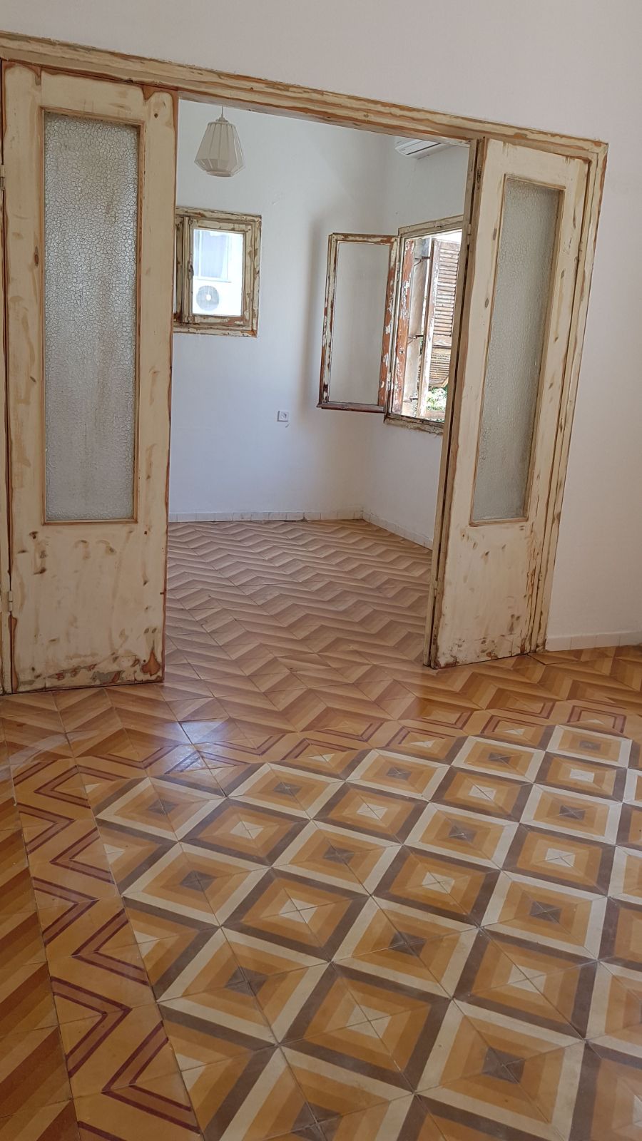 ריצוף דירה ישנה