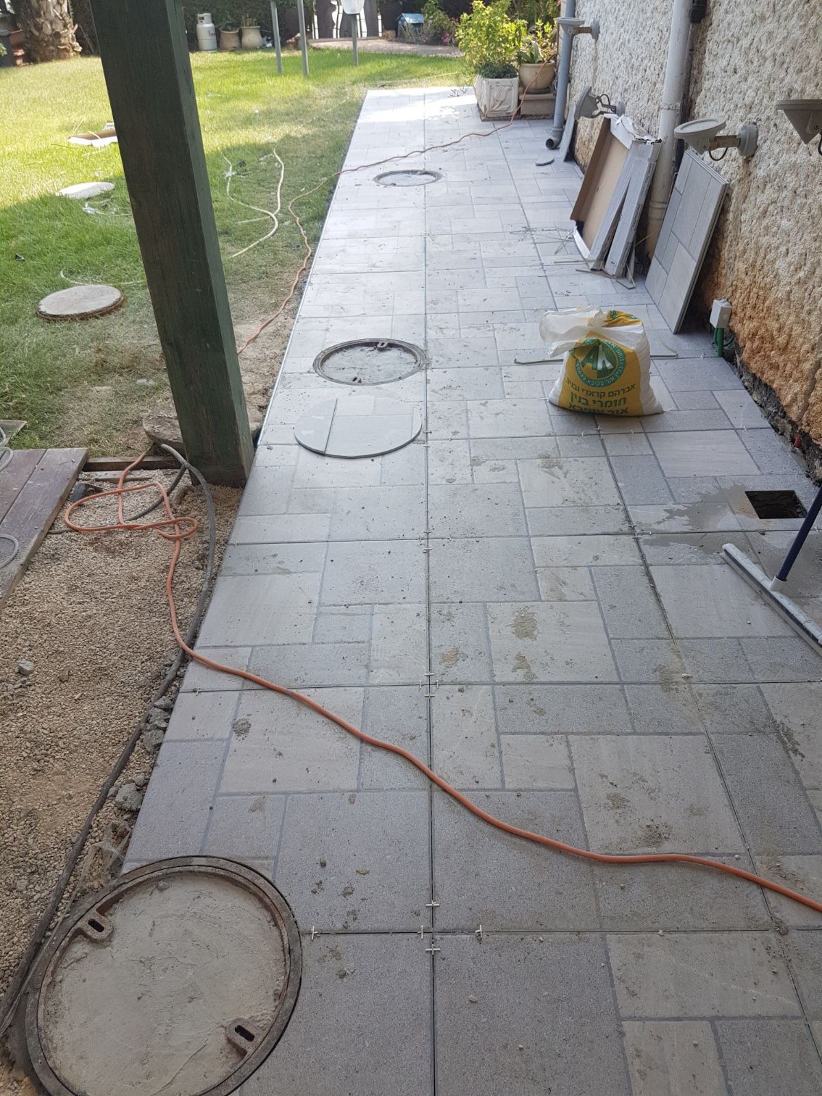 עבודות ריצוף