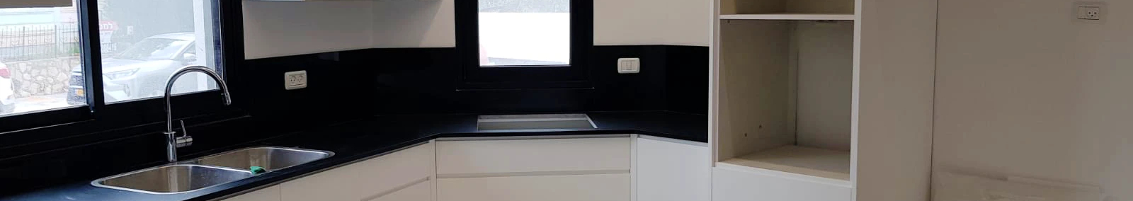 צילום מעבודה של ניסים דואני