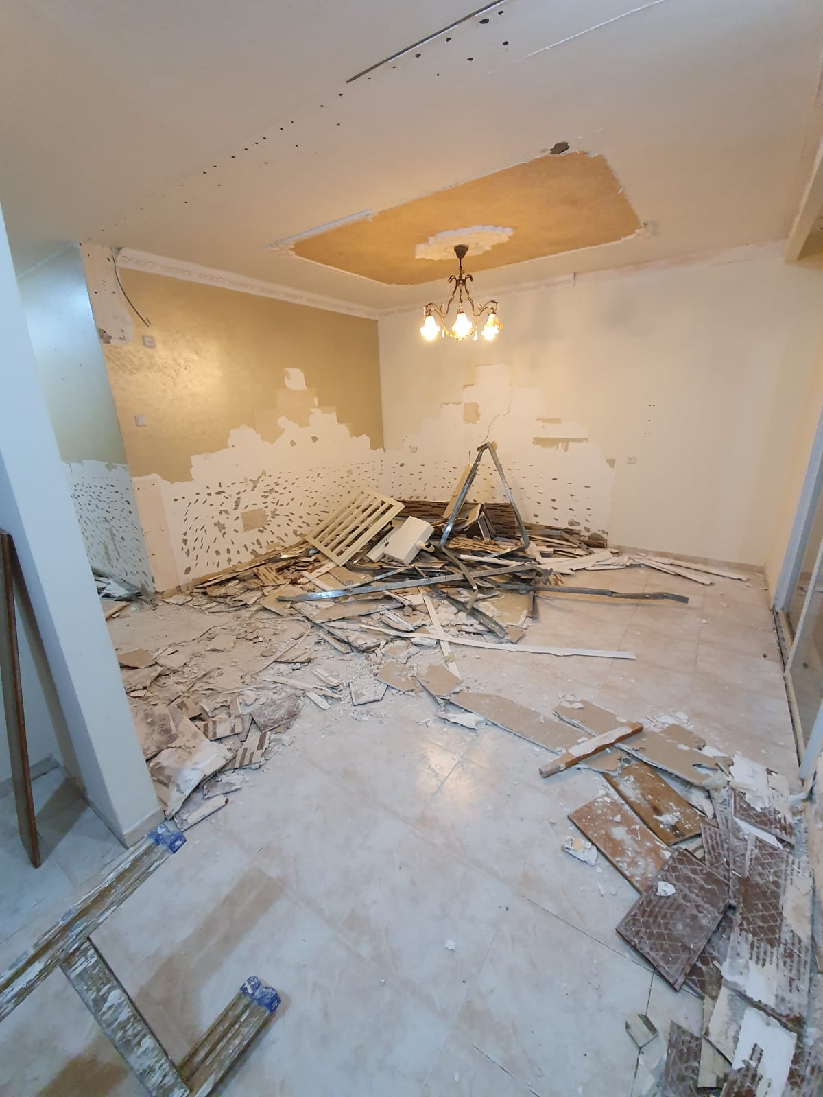 שיפוץ וילה 2 קומות קומפלט