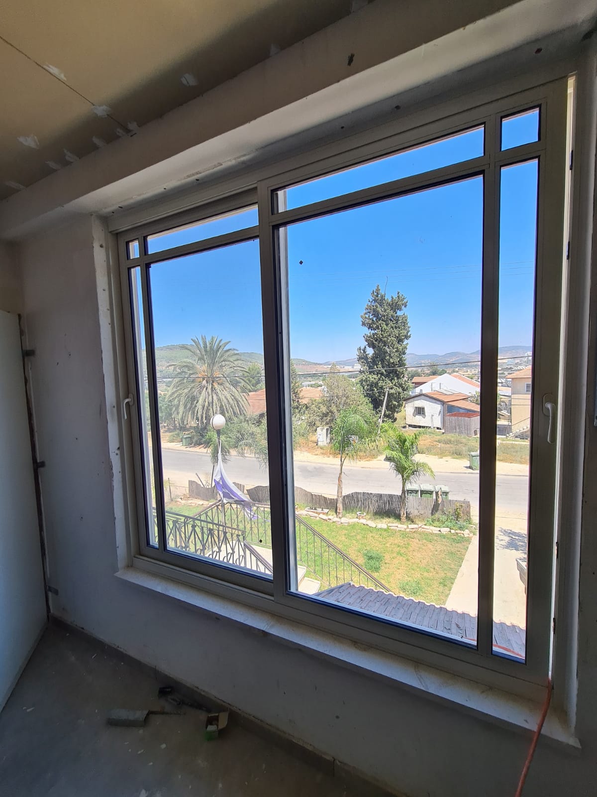 חלונות אלומיניום