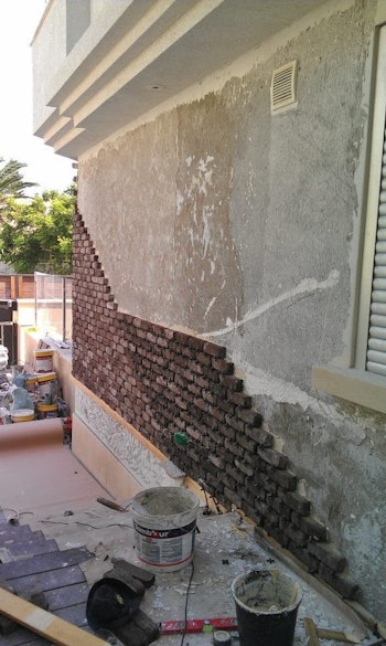 שליכט צבעוני וחיפוי בריקים