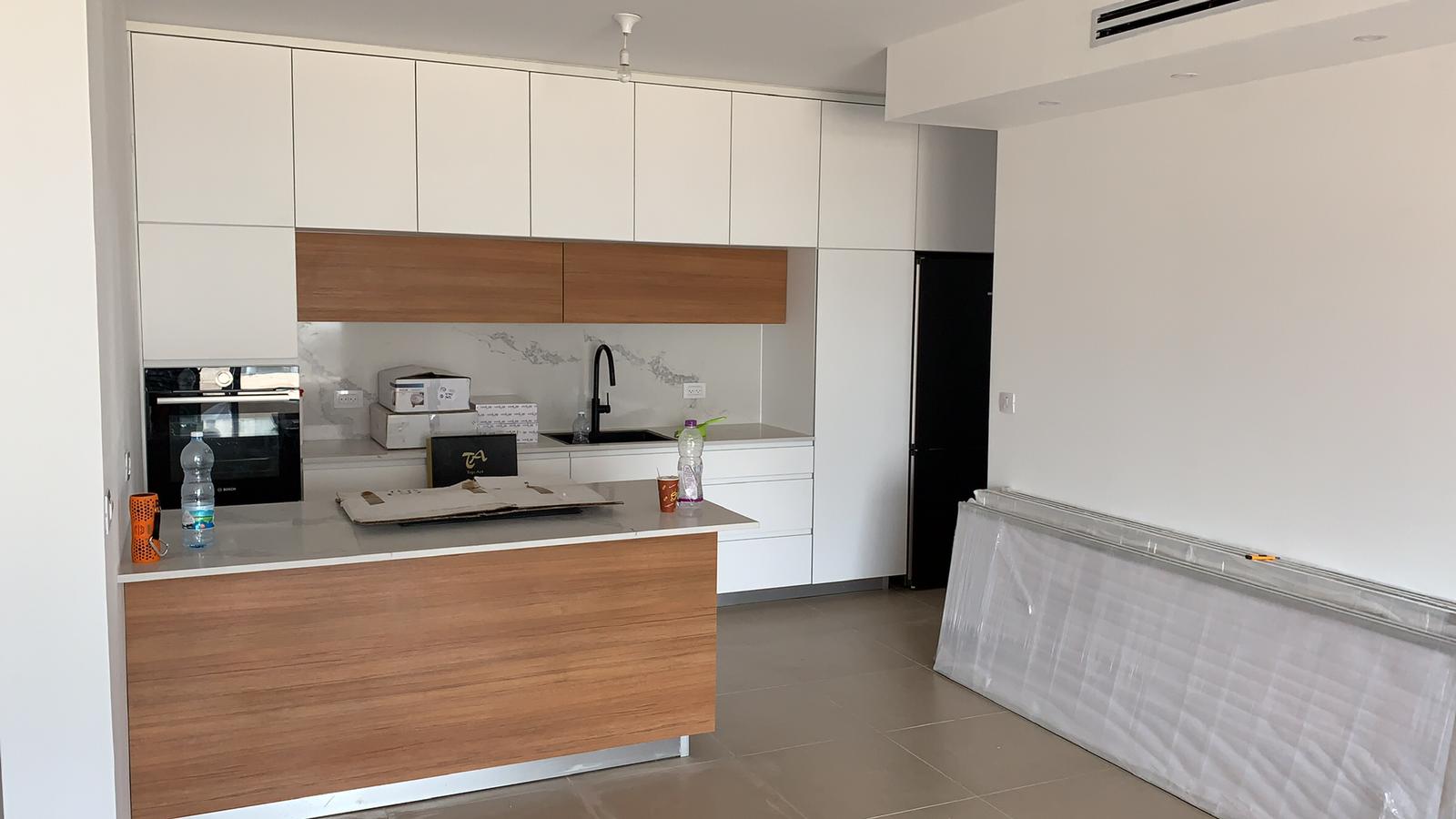 תכנון, ייצור והתקנה של מטבח