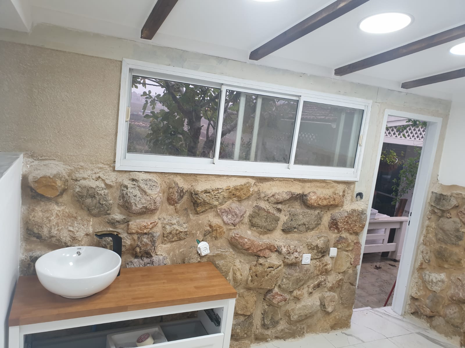 שיפוץ מקלחות ושירותים