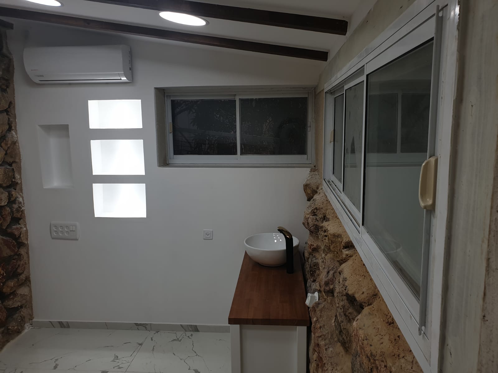 שיפוץ מקלחות ושירותים