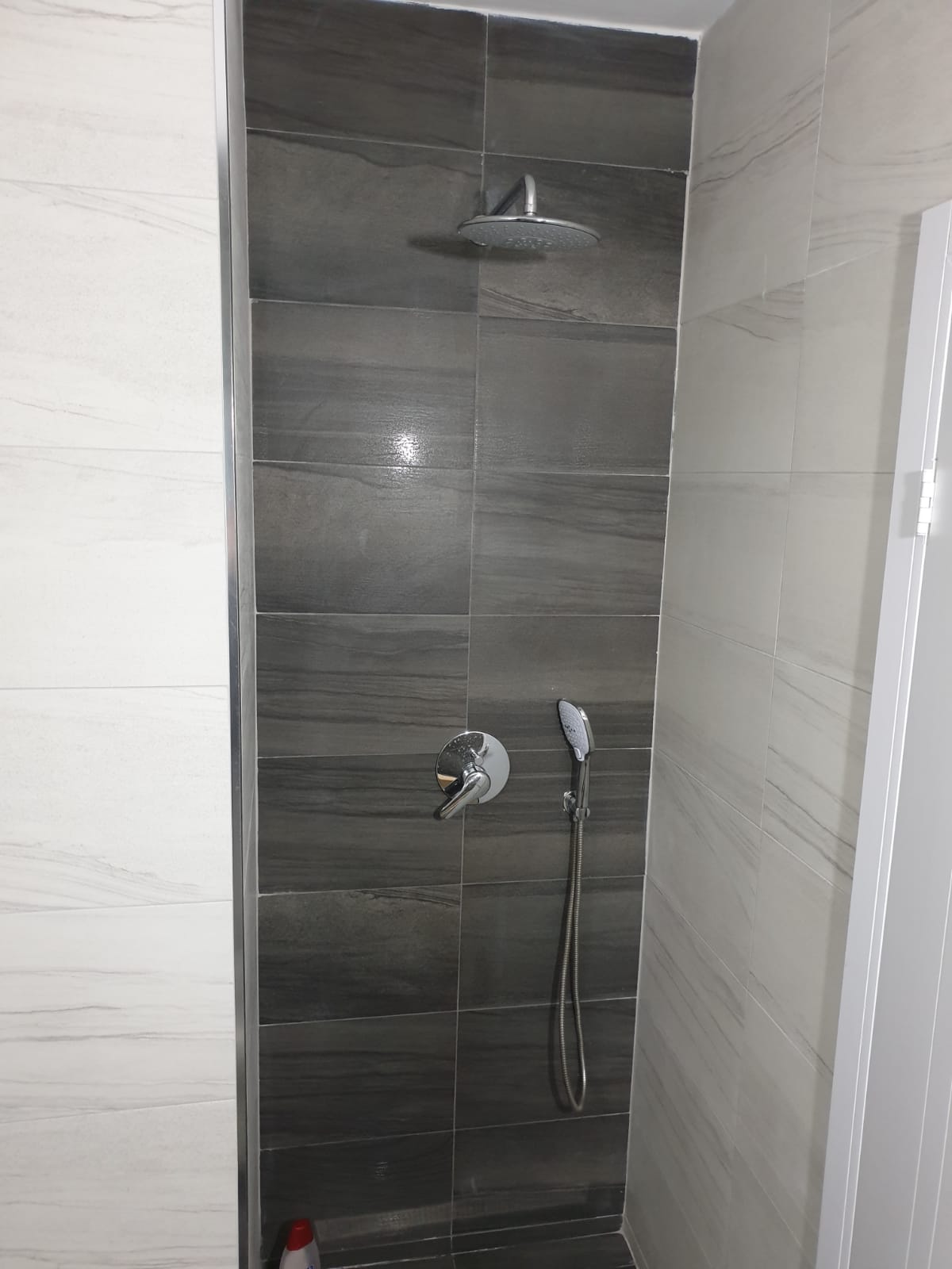 שיפוץ מקלחות ושירותים