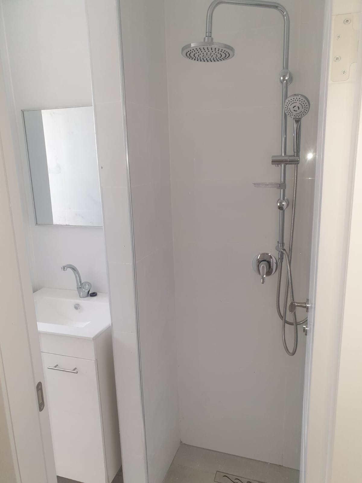 שיפוץ מקלחות ושירותים