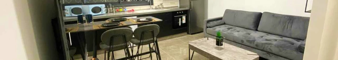 צילום מעבודה של אביעד מזוז