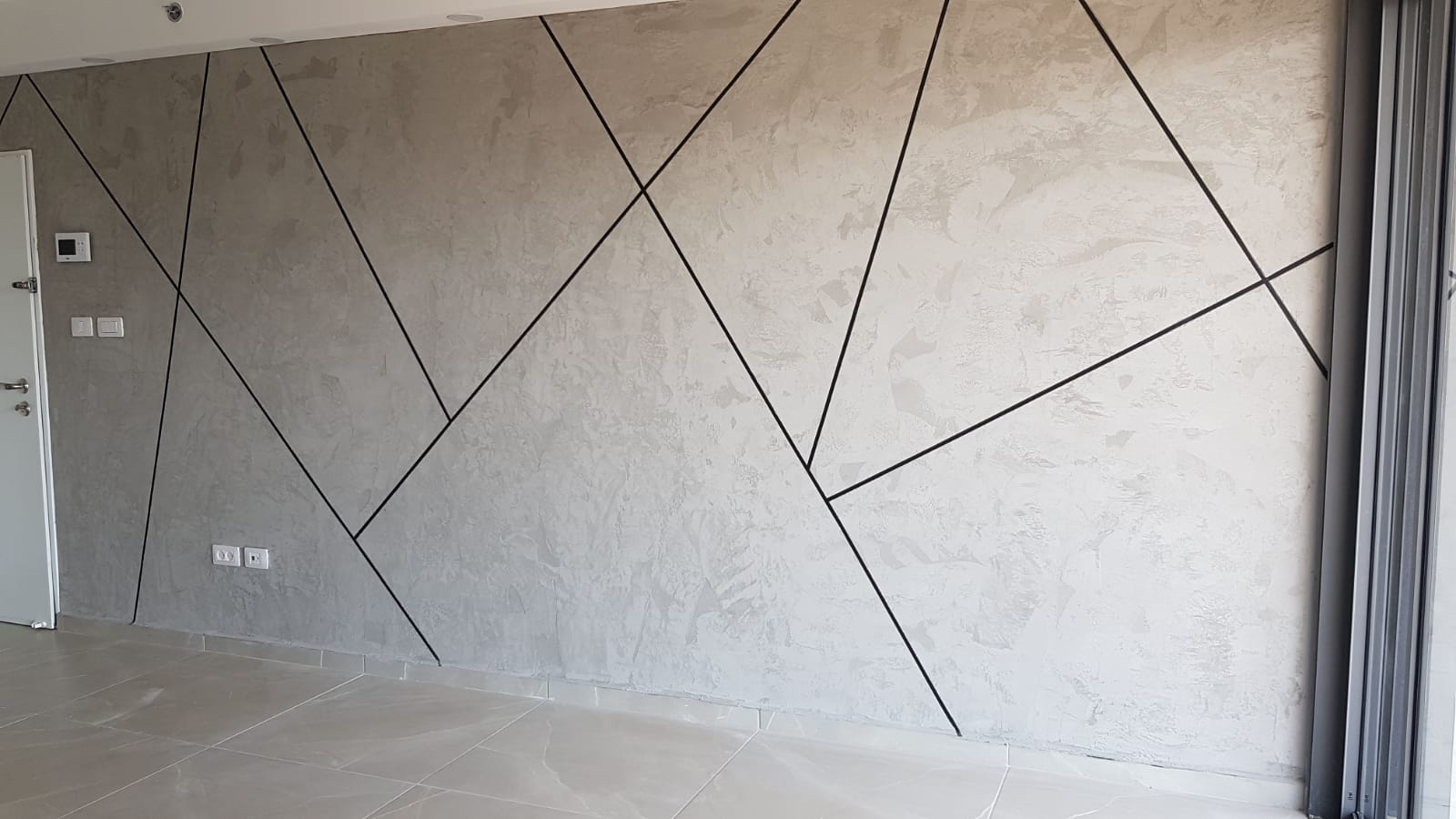 קיר דקורטיבי אפקט בטון דו מימדי  -  גאומטרי