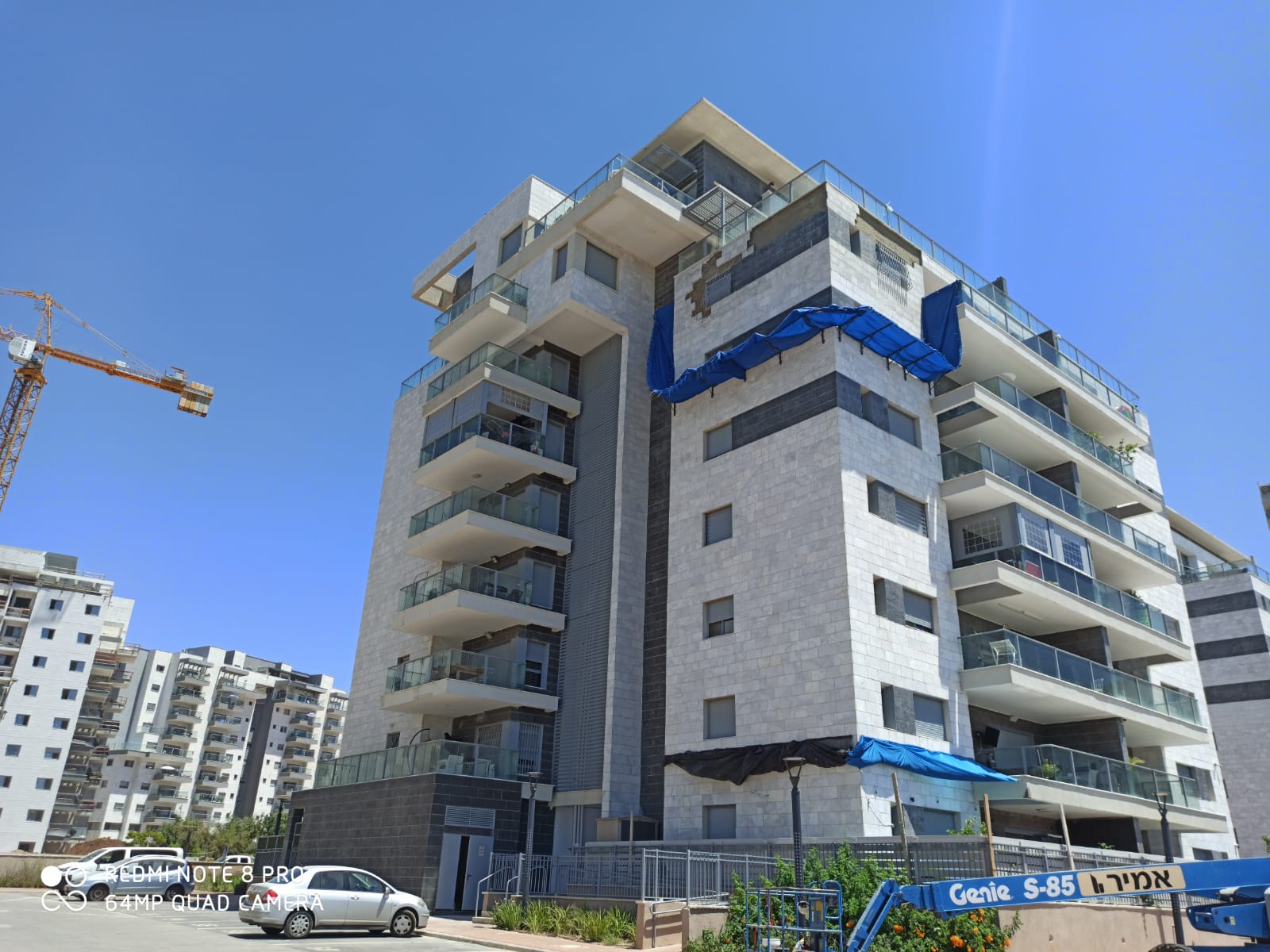 צילום מעבודה של סטניסלב בינייב