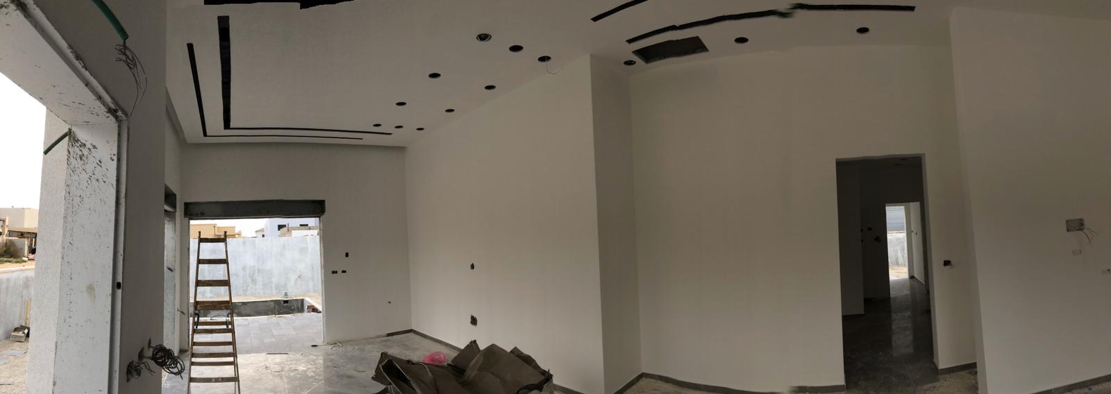 עבודת גמר בדירה