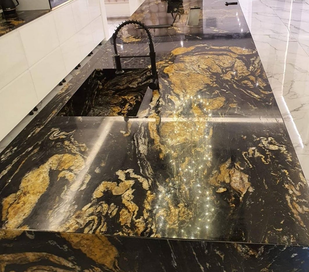 שיש למטבחים